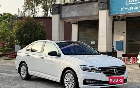 Volkswagen Lavida, 2022 год, 1 330 004 рублей, 3 фотография