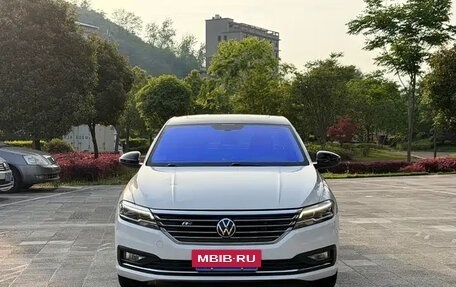 Volkswagen Lavida, 2022 год, 1 330 004 рублей, 2 фотография
