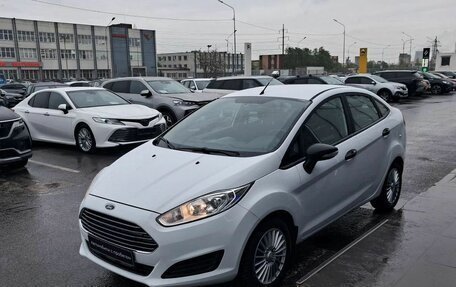 Ford Fiesta, 2016 год, 850 000 рублей, 3 фотография