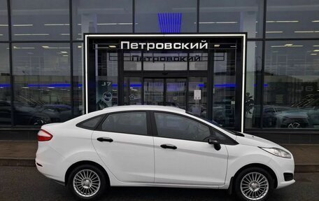 Ford Fiesta, 2016 год, 850 000 рублей, 6 фотография