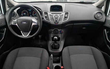 Ford Fiesta, 2016 год, 850 000 рублей, 9 фотография