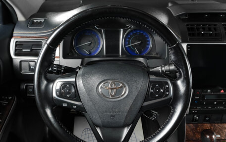 Toyota Camry, 2016 год, 2 099 000 рублей, 14 фотография