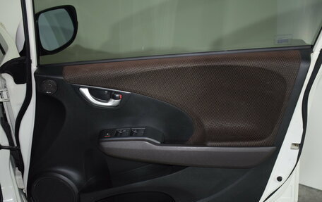 Honda Fit Shuttle I рестайлинг, 2012 год, 1 045 000 рублей, 19 фотография