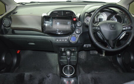 Honda Fit Shuttle I рестайлинг, 2012 год, 1 045 000 рублей, 17 фотография