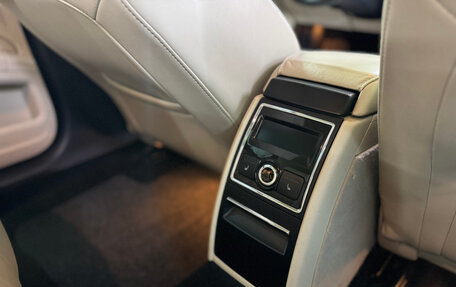 Skoda Superb III рестайлинг, 2012 год, 780 000 рублей, 5 фотография