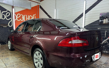 Skoda Superb III рестайлинг, 2012 год, 780 000 рублей, 22 фотография