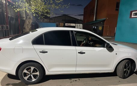Skoda Rapid I, 2014 год, 450 000 рублей, 8 фотография