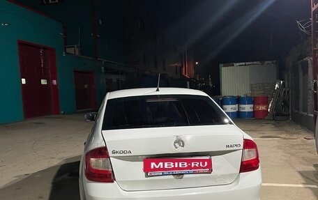 Skoda Rapid I, 2014 год, 450 000 рублей, 7 фотография