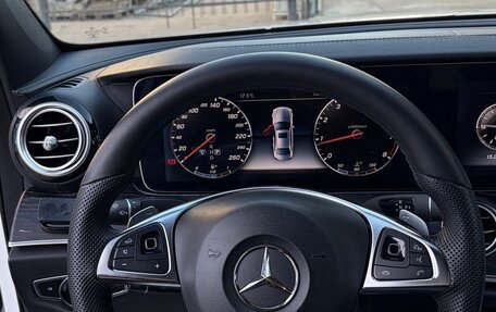 Mercedes-Benz E-Класс, 2016 год, 3 000 000 рублей, 14 фотография