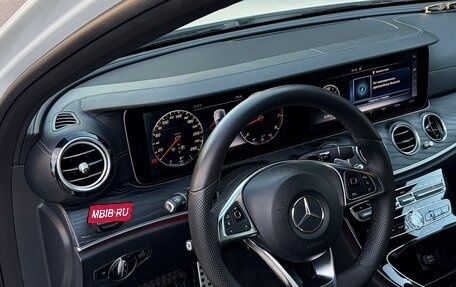 Mercedes-Benz E-Класс, 2016 год, 3 000 000 рублей, 12 фотография