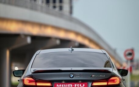 BMW 5 серия, 2019 год, 4 230 000 рублей, 13 фотография