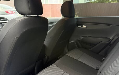 KIA Rio IV, 2017 год, 1 120 000 рублей, 18 фотография