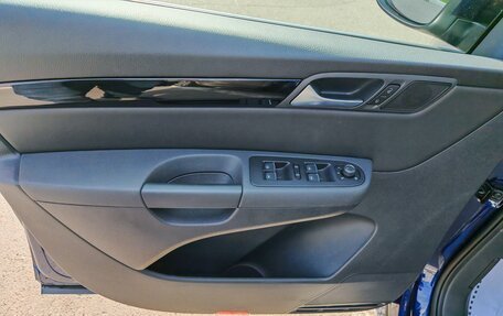 Volkswagen Sharan II, 2020 год, 3 186 000 рублей, 15 фотография