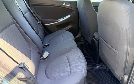 Hyundai Solaris II рестайлинг, 2012 год, 840 000 рублей, 21 фотография