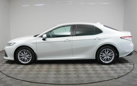 Toyota Camry, 2021 год, 2 750 000 рублей, 15 фотография