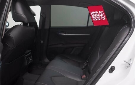 Toyota Camry, 2021 год, 2 750 000 рублей, 4 фотография