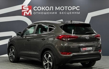 Hyundai Tucson III, 2017 год, 2 049 900 рублей, 6 фотография