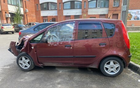 Mitsubishi Colt VI рестайлинг, 2006 год, 100 000 рублей, 3 фотография