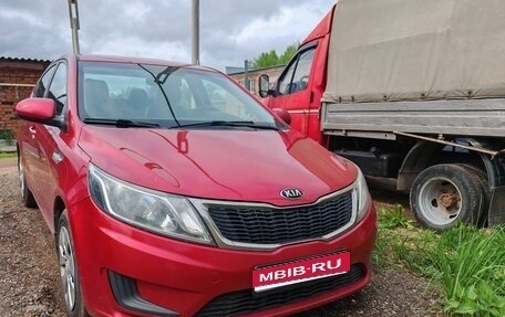 KIA Rio III рестайлинг, 2013 год, 840 000 рублей, 1 фотография
