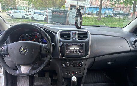 Renault Sandero II рестайлинг, 2014 год, 630 000 рублей, 5 фотография