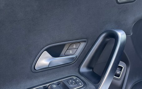 Mercedes-Benz CLA, 2019 год, 3 600 000 рублей, 11 фотография