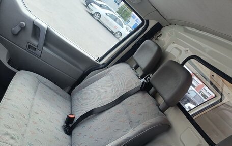 Volkswagen Transporter T4, 2001 год, 765 000 рублей, 9 фотография