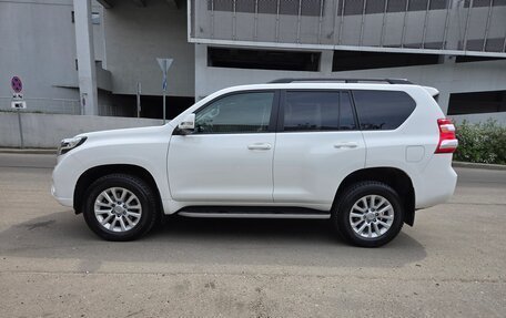 Toyota Land Cruiser Prado 150 рестайлинг 2, 2017 год, 4 150 000 рублей, 9 фотография