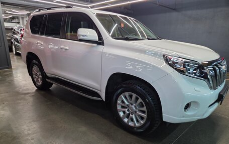 Toyota Land Cruiser Prado 150 рестайлинг 2, 2017 год, 4 150 000 рублей, 3 фотография