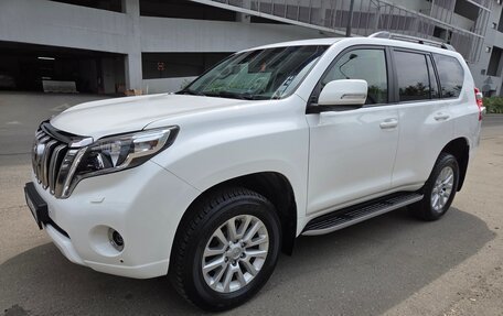 Toyota Land Cruiser Prado 150 рестайлинг 2, 2017 год, 4 150 000 рублей, 8 фотография