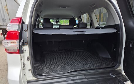 Toyota Land Cruiser Prado 150 рестайлинг 2, 2017 год, 4 150 000 рублей, 12 фотография