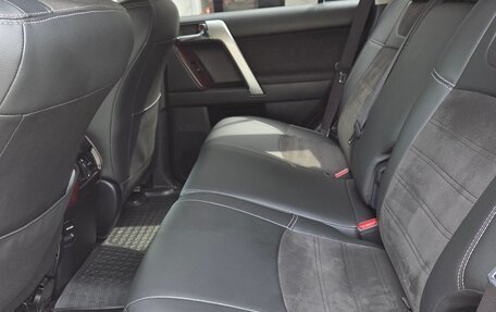Toyota Land Cruiser Prado 150 рестайлинг 2, 2017 год, 4 150 000 рублей, 16 фотография