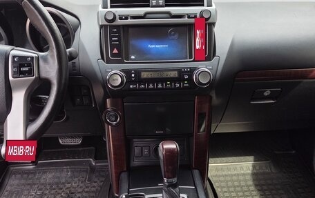 Toyota Land Cruiser Prado 150 рестайлинг 2, 2017 год, 4 150 000 рублей, 21 фотография