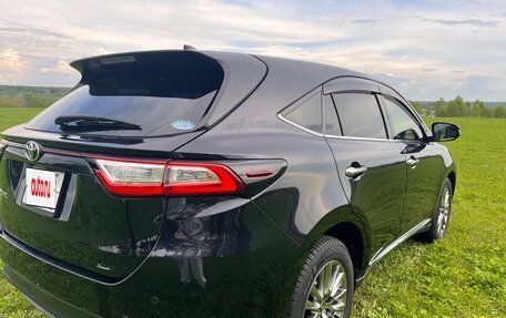 Toyota Harrier, 2019 год, 3 330 000 рублей, 2 фотография