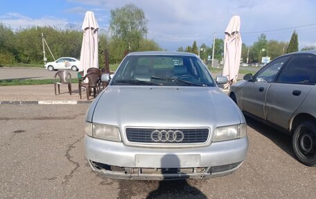 Audi A4, 1998 год, 150 000 рублей, 6 фотография
