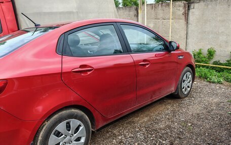 KIA Rio III рестайлинг, 2013 год, 840 000 рублей, 4 фотография