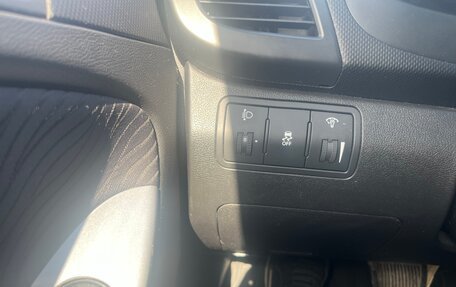 Hyundai Solaris II рестайлинг, 2012 год, 750 000 рублей, 14 фотография