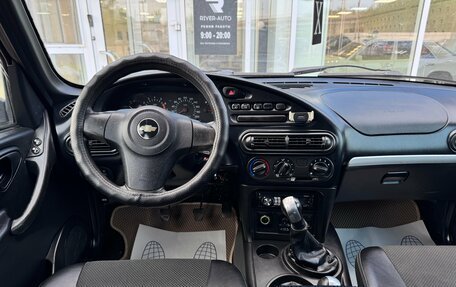 Chevrolet Niva I рестайлинг, 2011 год, 445 000 рублей, 8 фотография