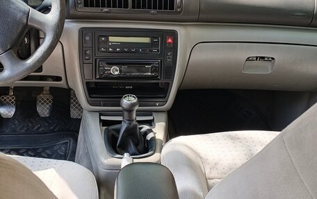 Volkswagen Passat B5+ рестайлинг, 1998 год, 125 000 рублей, 1 фотография