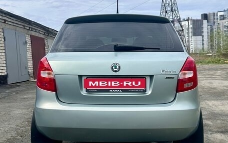Skoda Fabia II, 2011 год, 620 000 рублей, 3 фотография