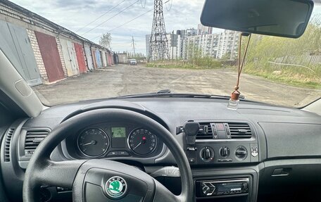 Skoda Fabia II, 2011 год, 620 000 рублей, 18 фотография