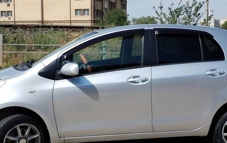 Toyota Vitz, 2005 год, 460 000 рублей, 2 фотография
