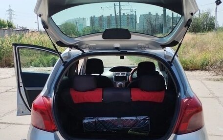 Toyota Vitz, 2005 год, 460 000 рублей, 7 фотография