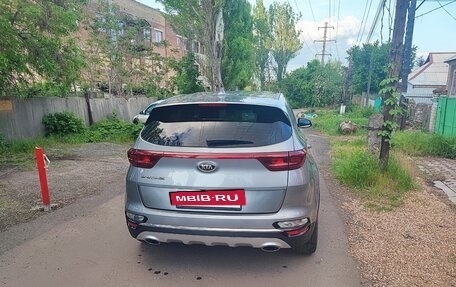 KIA Sportage IV рестайлинг, 2020 год, 2 600 000 рублей, 4 фотография