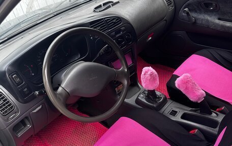Mitsubishi Lancer VII, 1998 год, 215 000 рублей, 4 фотография