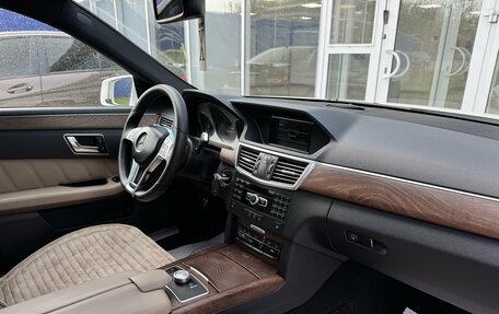 Mercedes-Benz E-Класс, 2012 год, 1 430 000 рублей, 10 фотография