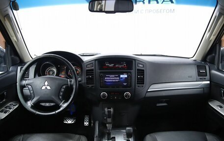 Mitsubishi Pajero IV, 2013 год, 1 930 000 рублей, 15 фотография
