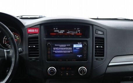 Mitsubishi Pajero IV, 2013 год, 1 930 000 рублей, 13 фотография