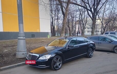 Mercedes-Benz S-Класс, 2011 год, 1 625 000 рублей, 3 фотография
