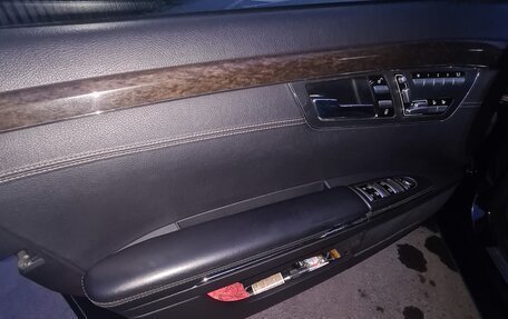 Mercedes-Benz S-Класс, 2011 год, 1 625 000 рублей, 23 фотография