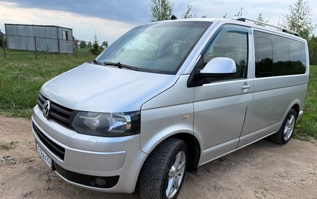 Volkswagen Caravelle T5, 2006 год, 1 250 000 рублей, 16 фотография